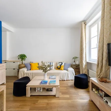 Charming Apartment Near Eiffel Tower Paris